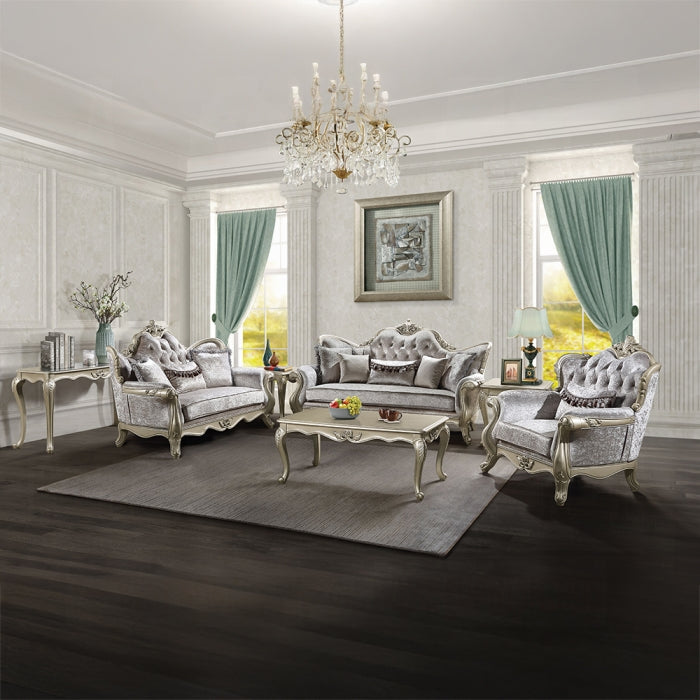 Libertee Loveseat w/3 Pillows