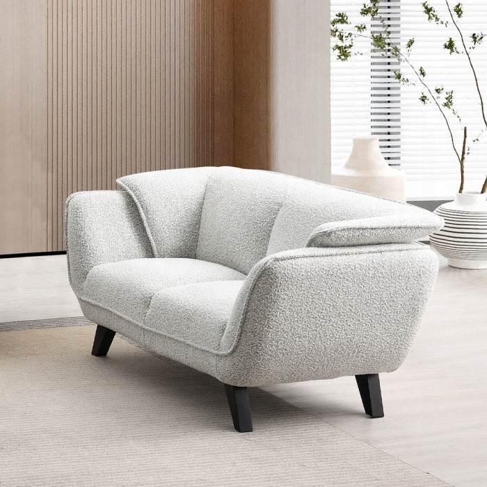 Nayeli Loveseat