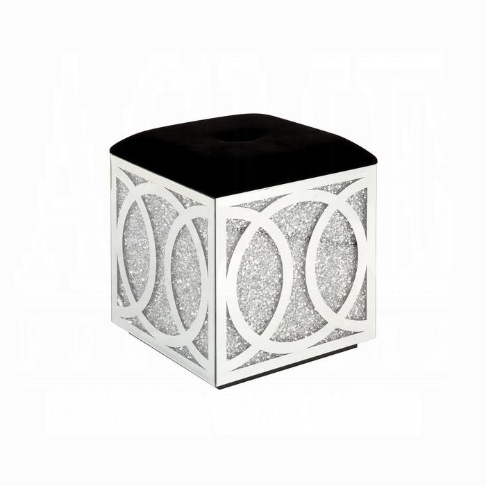 Noralie Ottoman W/Storage